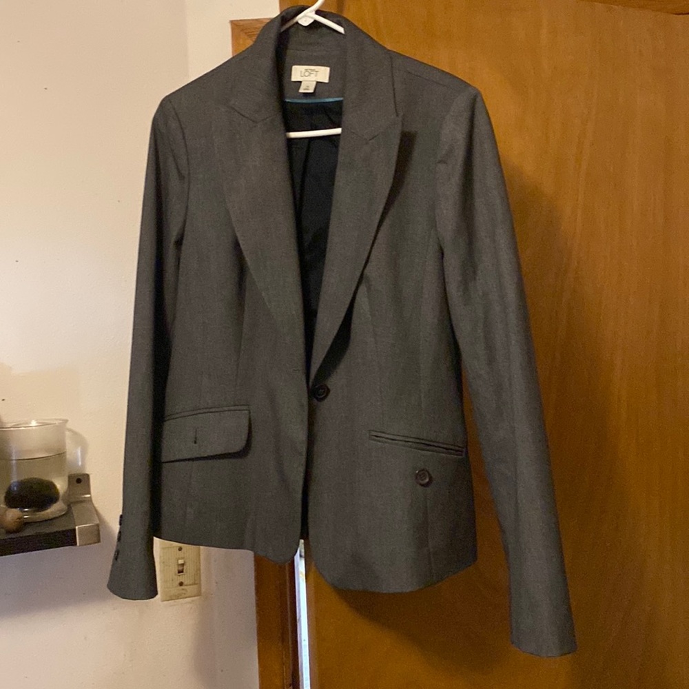 LOFT gray blazer 14 cute great condition